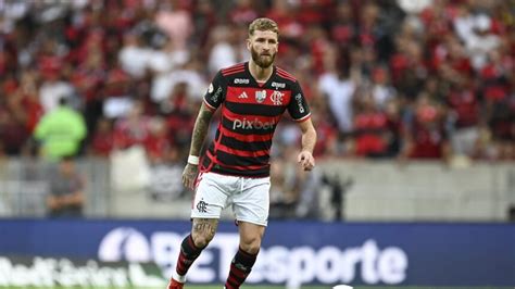 Flamengo O Clube Maior N Mero De Gols Sofridos Em Bolas A Reas