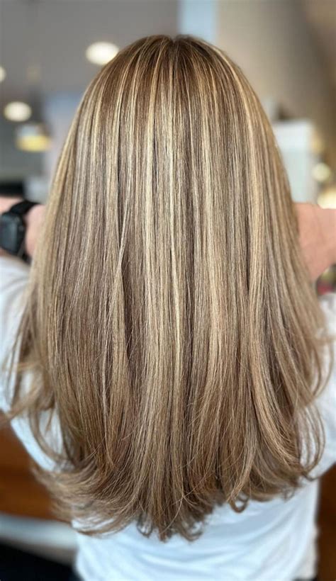 Honey Blonde Highlights Ideas Sandy Blonde With Honey