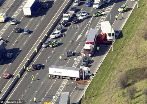 M25 Crash Two Lorry Drivers Arrested After Motorist Killed In Horror