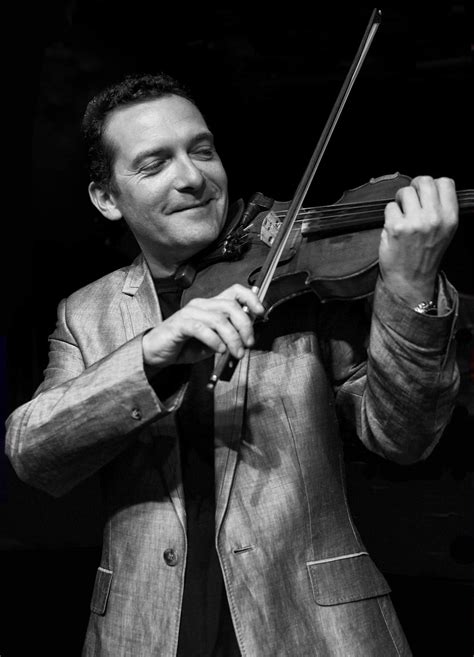 publicity images ian cooper violinist