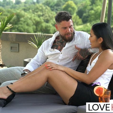 Getting Her Feet Wet Footing Hd Porn Video Xhamster Xhamster