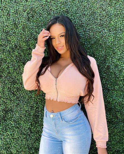 Autumn Falls In Jeans Porn Pic