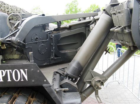 British M110A2 Howitzer Walk Around Page 1