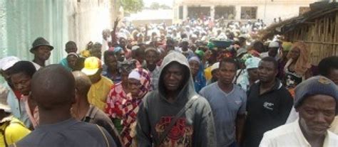 Sinais De Manifesta O Pacifica Na Sede Da Renamo Em Nampula Verdade