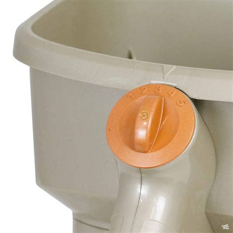 Scotts® Whirl Hand Powered Spreader — Green Acres Nursery And Supply