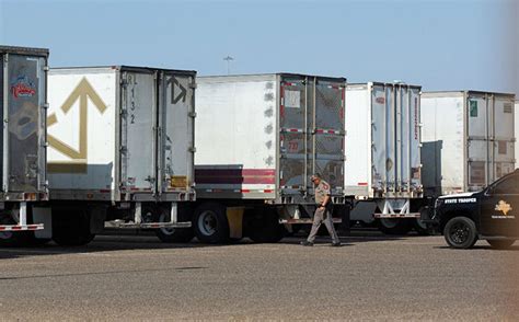 Texas Reanuda Inspecciones A Camiones De Carga Provocando Congestión