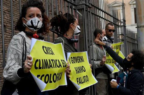 Protesta Anti G Degli Ambientalisti A Roma I Governi Hanno Fallito