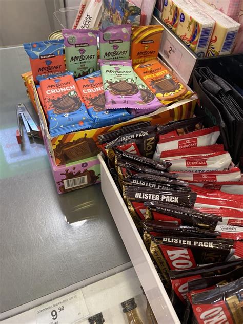 Feastables Bar Sold In Singapore Compared To The United States Rmrbeast