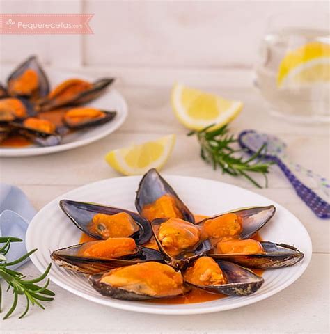 Mejillones en salsa de tomate picante receta FÁCIL PequeRecetas