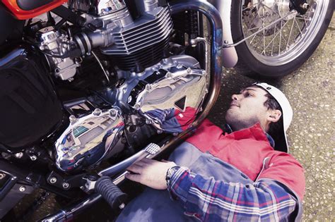 Working as a Motorcycle Mechanic: Tips & Advice - Motorcycle Mechanic Schools