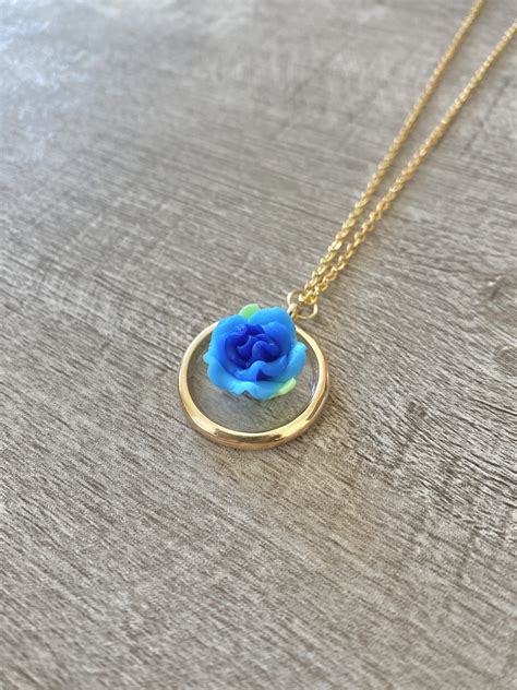 Blue Resin Flower 18 Inch Necklace On Luulla