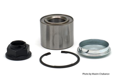 Подшипник задней ступицы 6001548986 (рем. комплект) для Lada Largus и ...