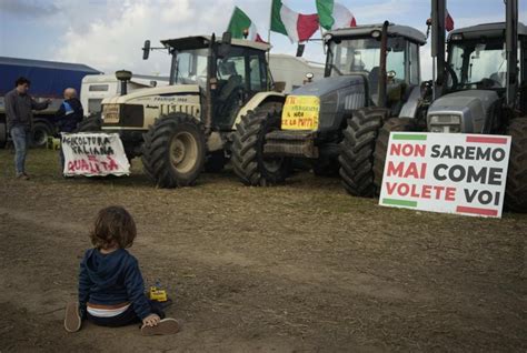 La Protesta Degli Agricoltori A Roma Il Sole Ore