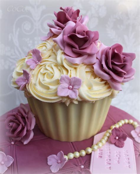 Pretty In Pink Giant Cupcake Big Cupcake Cupcake Cakes Giant Cupcakes