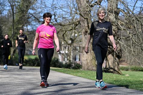 Mindful Walk Instructeur MROI Opleidingen En Trainingen