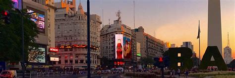 Avenida 9 de Julio La avenida más importante de Buenos Aires