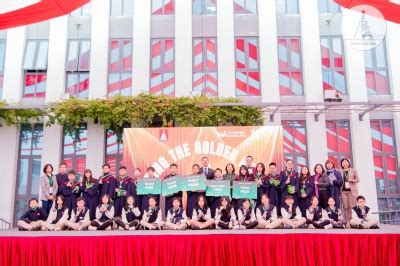 Chung kết Rung chuông Vàng tiếng Anh gay cấn đến phút cuối