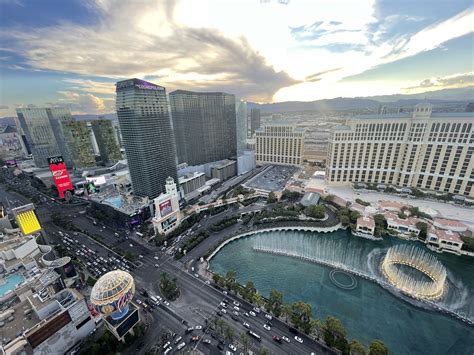 Las Vegas Hotels With a Bellagio Fountain View