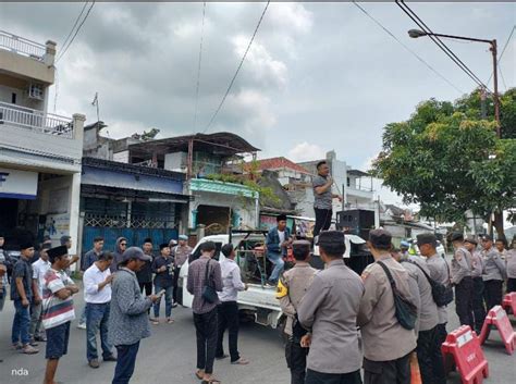 Rapat Pleno Perhitungan Suara Tingkat KPU Kabupaten Bangkalan Diwarnai