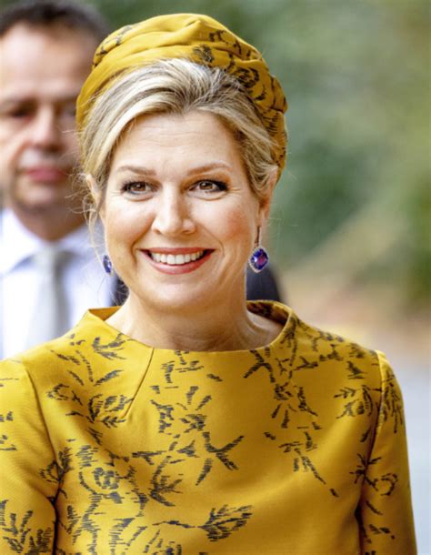 Queen Maxima Of The Netherlands Stuns In A Sunny Ensemble In Tilburg Artofit