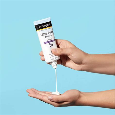 Kem Chống Nắng Neutrogena Ultra Sheer® Dry Touch Sunscreen Broad