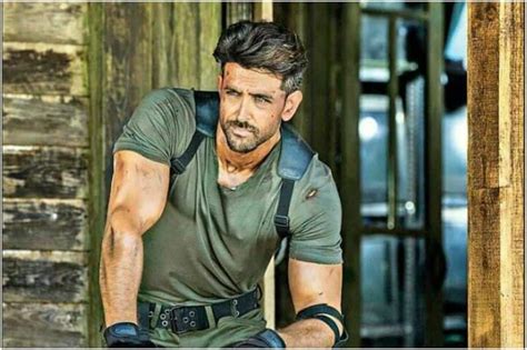 Bollywood's Greek God Hrithik Roshan's 'WAR' look still trends in salons