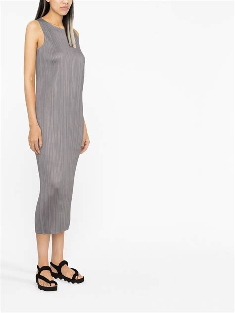 Issey Miyake Sleeveless Pleated Midi Dress In Grey Modesens