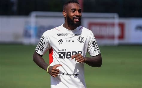 Gerson Everton Ribeiro E L O Pereira Treinam Grupo E Ficam