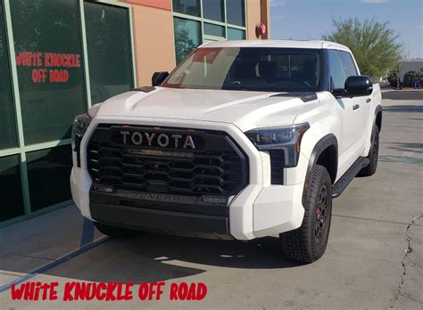 Toyota Tundra 2022 White