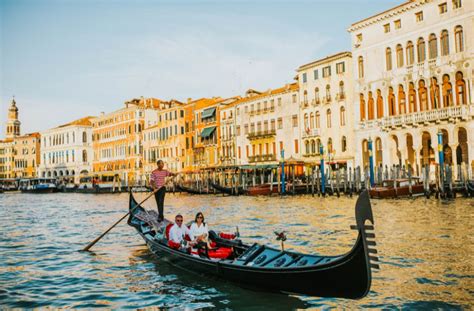 Venice Walking Tour Gondola Ride Ticket Vox City