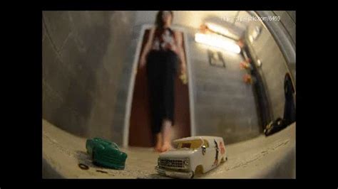 Giant NERDY GIRL Car CRUSH Mpg Amateur Soles Giantess And Footjobs Clips4sale