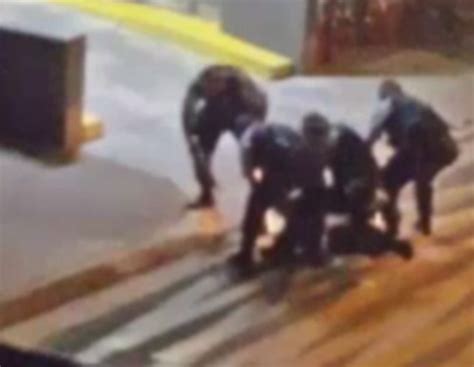 Police Officer Hits Naked Boy 16 20 Times With A Baton In Byron Bay Daily Mail Online