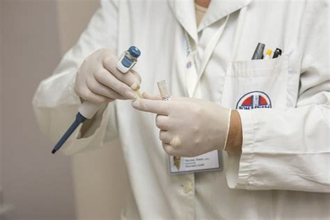 Dolore Alle Ovaie Tipi Cause Diagnosi E Trattamento Sfomc