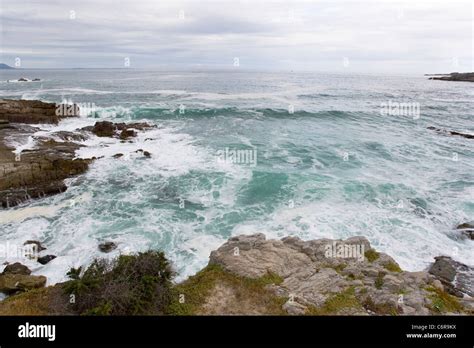 Shoreline Coastline Ocean Hi Res Stock Photography And Images Alamy