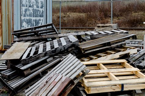 The Environmental Advantage Of Plastic Pallets Vs Wood Plastic Pallet