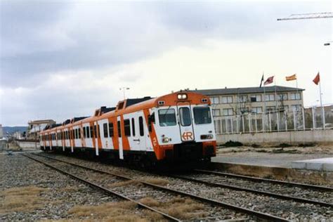 Automotores Di Sel De La Serie Y De Renfe Conocidos Como