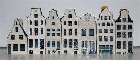 Things I Love Klm Delft Blue Houses Live A Designers Life