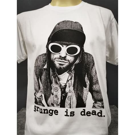 เสื้อวงนำเข้า Grunge Is Dead Kurt Cobain Nirvana Glasses Hat Grunge