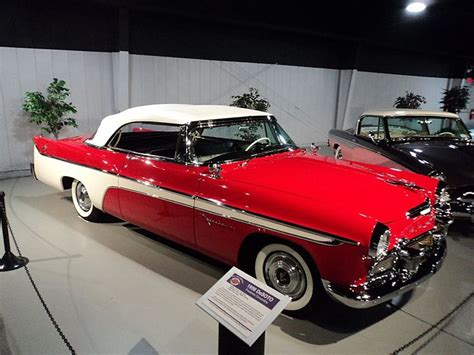 Cool Museum Photos From The Northeast Classic Car Museum In New York