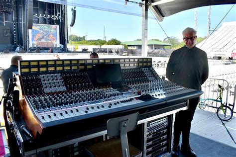 brand  customized   road rupert neve designs  console