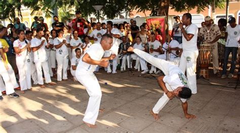 Centro Cultural Oferece Aulas De Capoeira