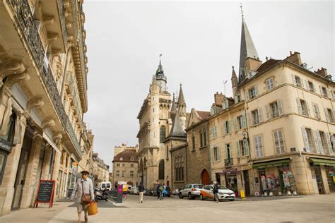 Visiter Dijon La Belle Entre Patrimoine Et Gastronomie Itinera