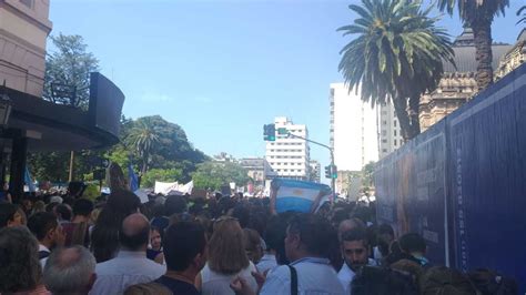 Docentes Autoconvocados Protestaron En Plaza Independencia