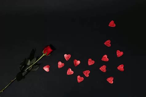 Ragam Tradisi Unik Dalam Menyambut Hari Valentine Di Berbagai Negara