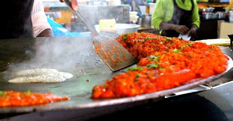 Lip Smacking Street Foods In Mumbai You Must Try Rentomojo