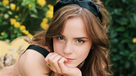 Emma Watson | Windows Themes