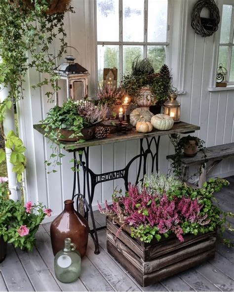 Vintage Garden Decor Ideas