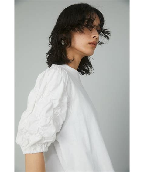 Herincye（ヘリンドットサイ）の「shirring Volume Sleeve Tee ｼｬｰﾘﾝｸﾞ ﾎﾞﾘｭｰﾑ ｽﾘｰﾌﾞ