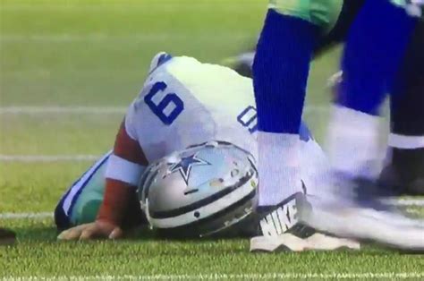 Dallas Cowboys QB Tony Romo Has Broken Bone In His Back - The Spun ...