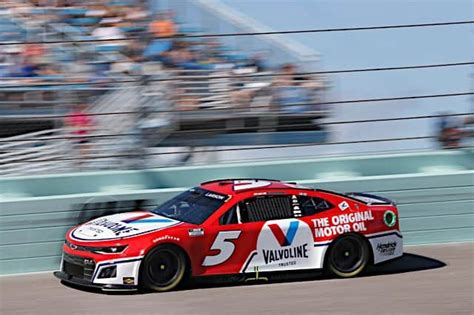 Kyle Larson Sweeps Stages Wins Cup Race At Homestead Miami